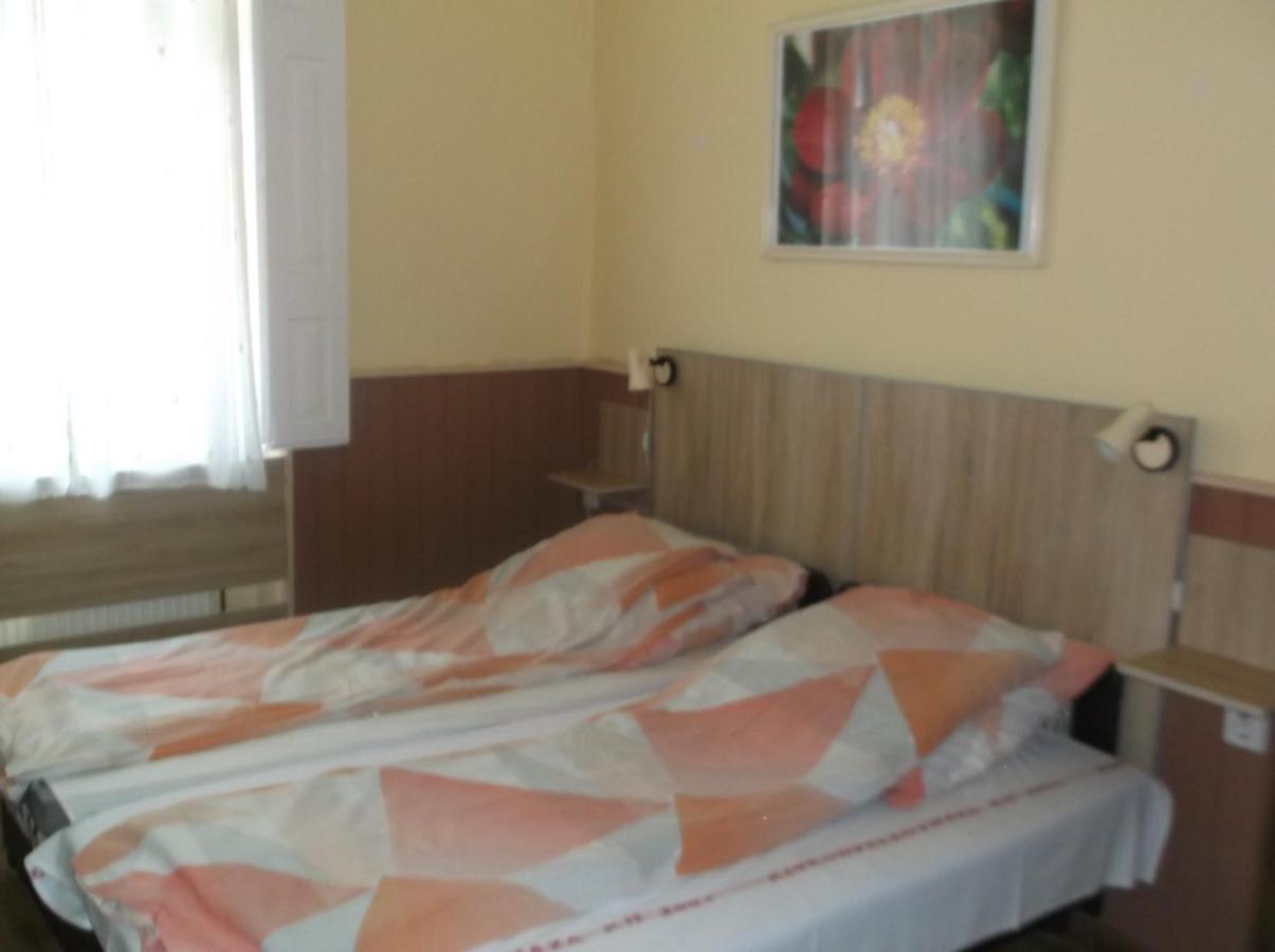 Bed and Breakfast Vali Vendeghaz Gyula Zewnętrze zdjęcie